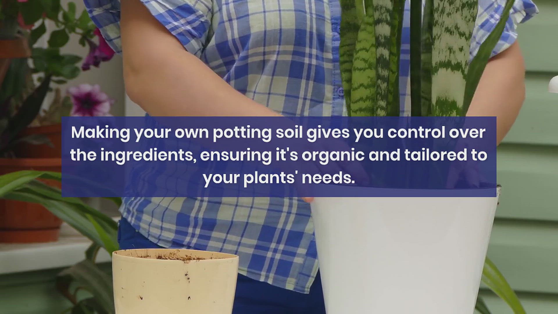 'Video thumbnail for How to Make Your Own Potting Soil'