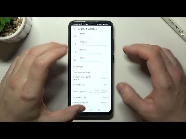 Video thumbnail for How to Change Volume Key Control in Honor 9A - Pick Feature for Volume Key
