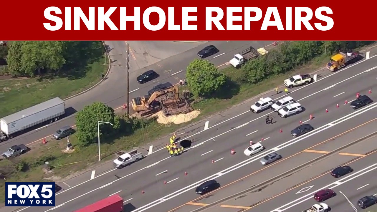 Video thumbnail for LIE sinkhole: Driver says 'tires blew immediately' after hitting it