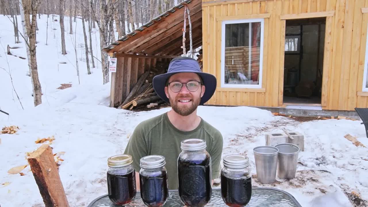 Video thumbnail for Nick and Maëla: We struggled a lot this year to make MAPLE SYRUP with a newborn baby