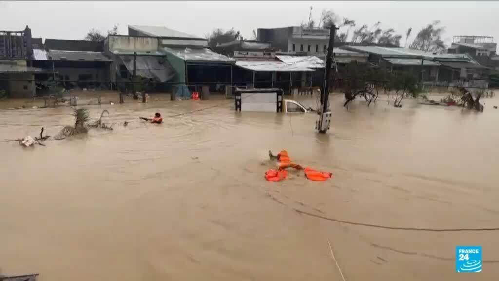 Video thumbnail for Vietnam flooding kills at least 90