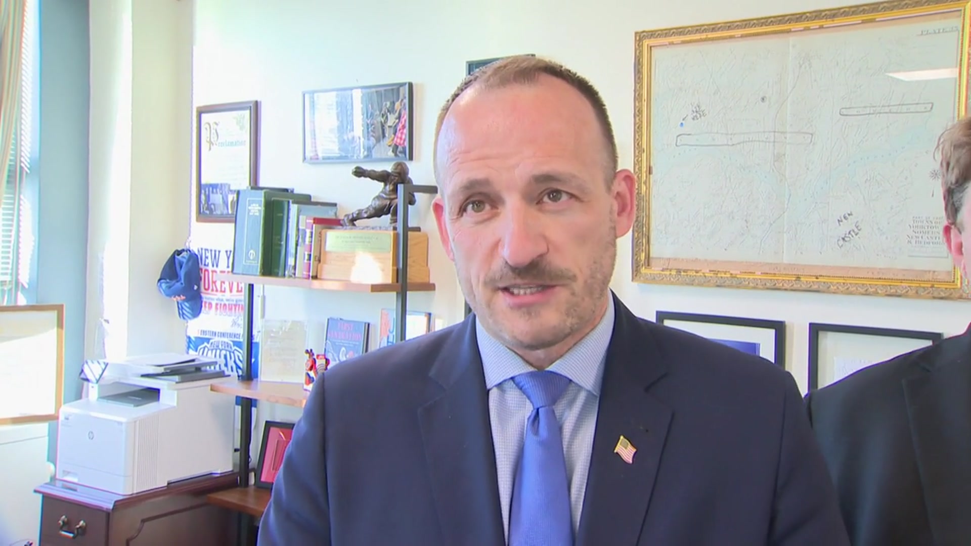 Video thumbnail for Construction workers gain new wage guarantees under Westchester vote