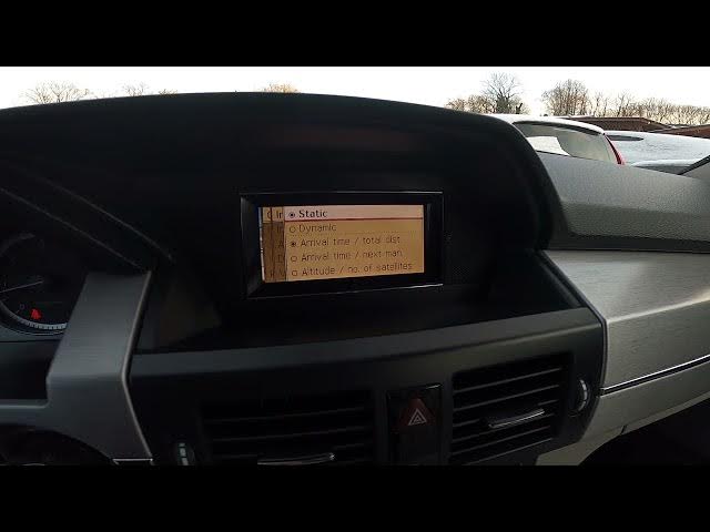Video thumbnail for How to Adjust Navigation Content in Mercedes GLK Off-roader ( 2008 – 2011 )