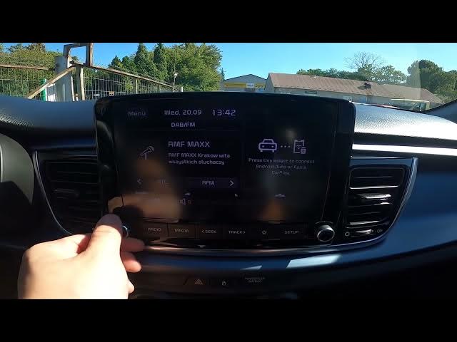 Video thumbnail for How to Turn Radio On or Off, and Change Radio Volume in Kia Rio IV ( 2017 – now )