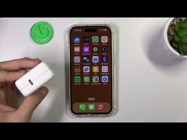 Video thumbnail for What charger can I use for the iPhone 15 Pro?