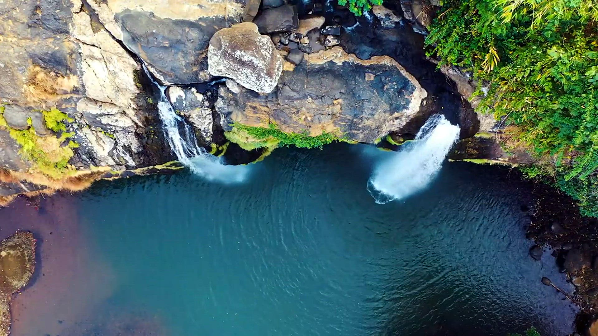 Video thumbnail for Relaxing piano music