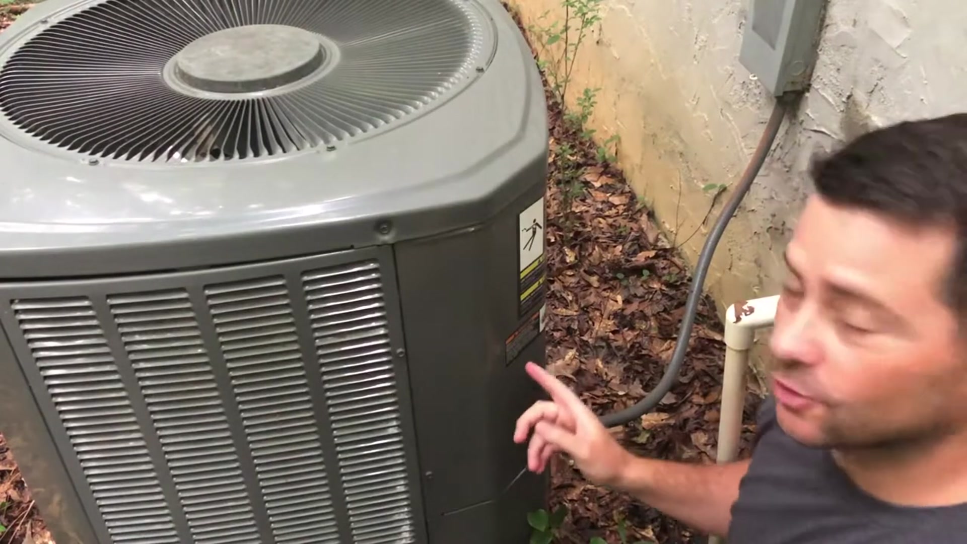 Video thumbnail for AC Not Blowing Cold Air But Running_(720P_60FPS)