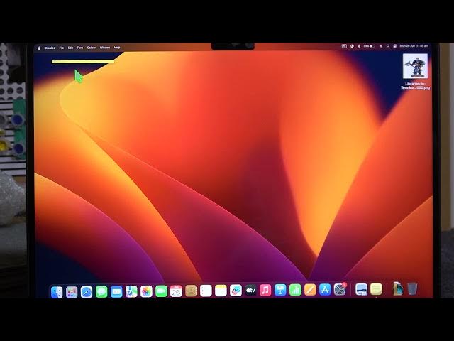 Video thumbnail for How To Fold & Unfold Sticky Notes On Macbook Air M2 2023