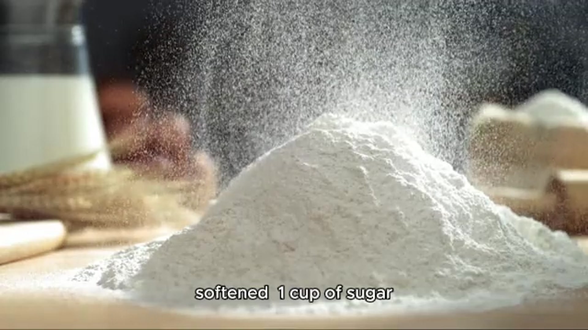 Video thumbnail for Delightful Lemon Cupcakes with Lemon Buttercream