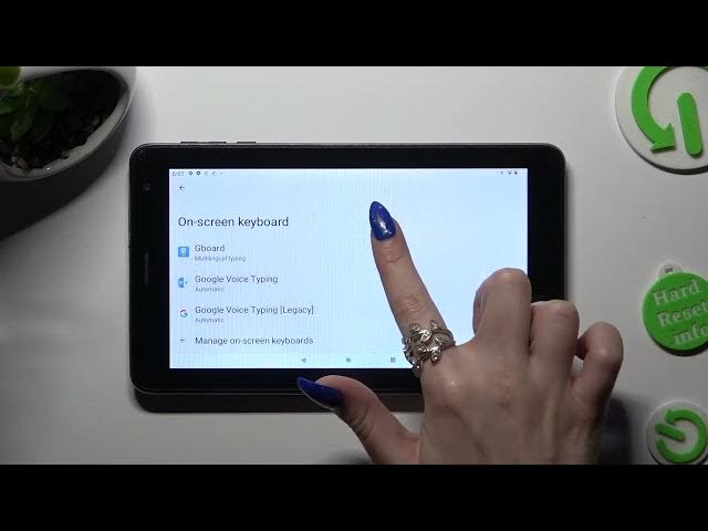 Video thumbnail for How to Enable Text Correction Options on the Tablet Navitel T787 4G? Find & Turn ON Keyboard Words!