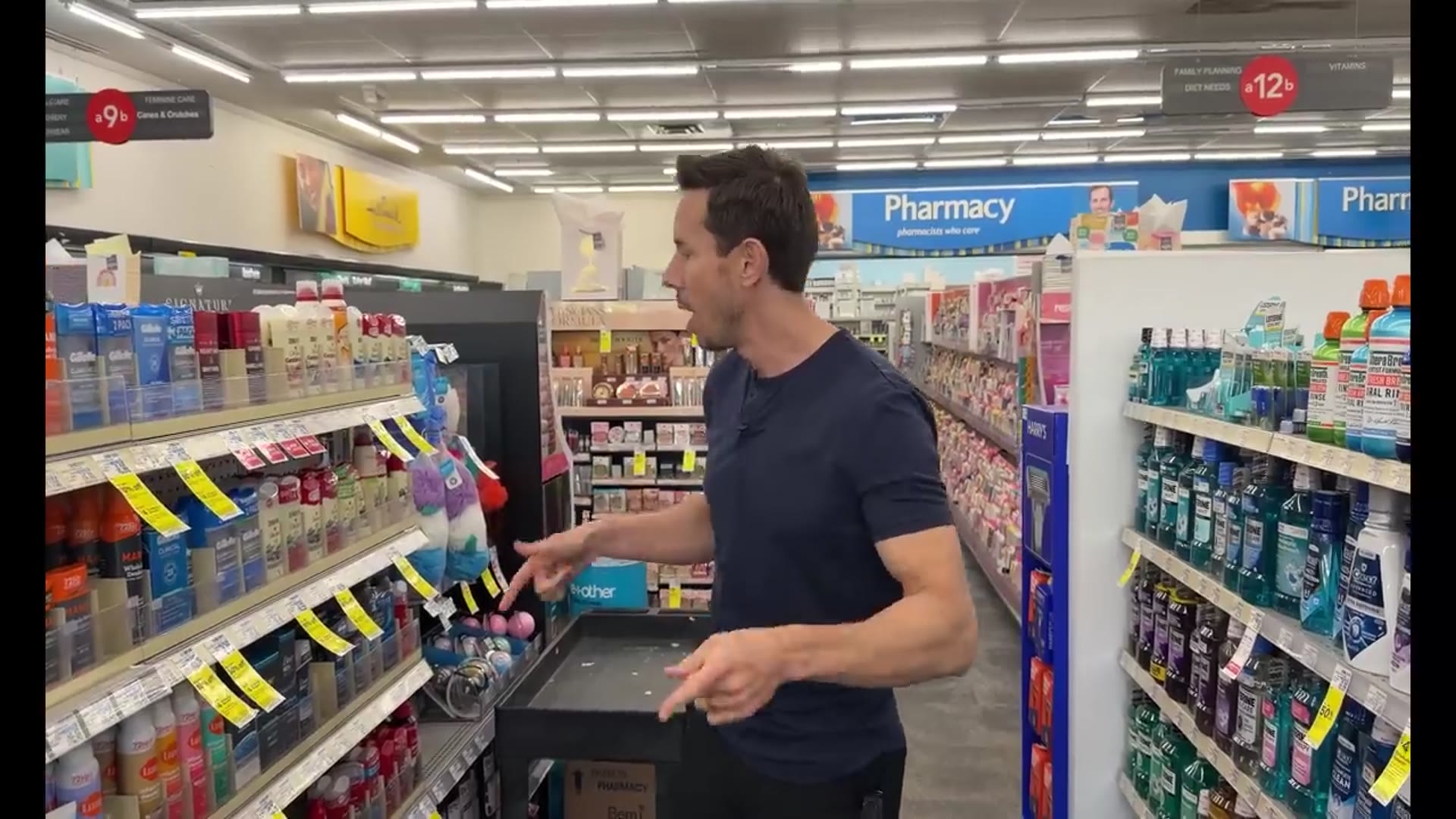 Video thumbnail for I Tested 20 Personal Care Products and Most of Them Are Toxic(720P HD)