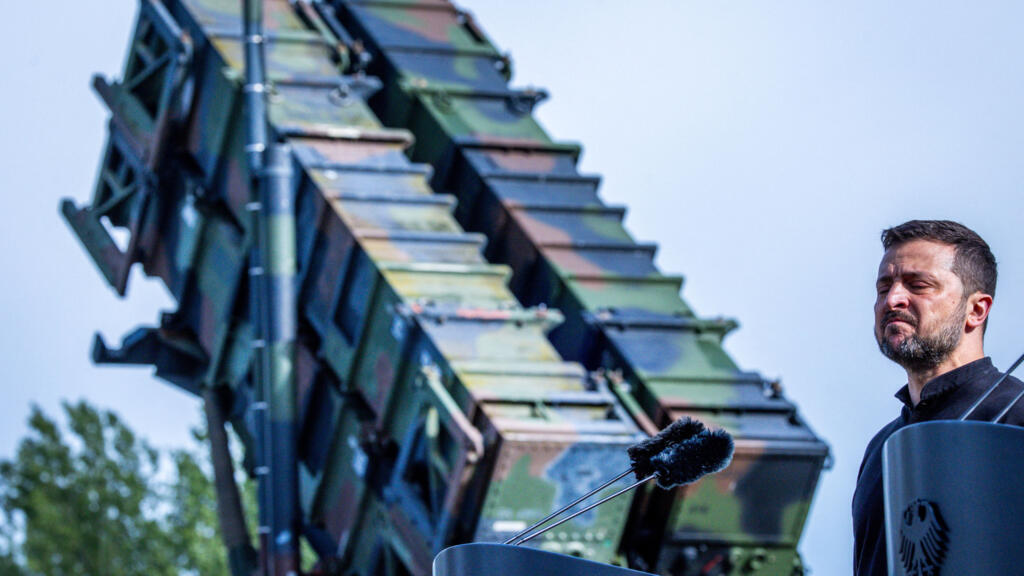 Video thumbnail for Europe ramps up support to Ukraine as its US-dependent air defence runs low