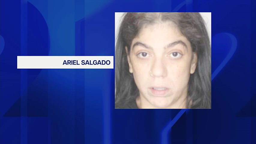 Video thumbnail for Woman accused of DWAI after driving off in wrong vehicle from Patchogue bar