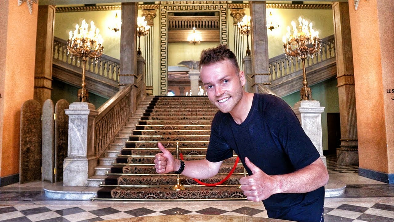 Video thumbnail for Sleeping in 5 STAR PALACE in Egypt! عشت زي الملك في مصر أم الدنيا
