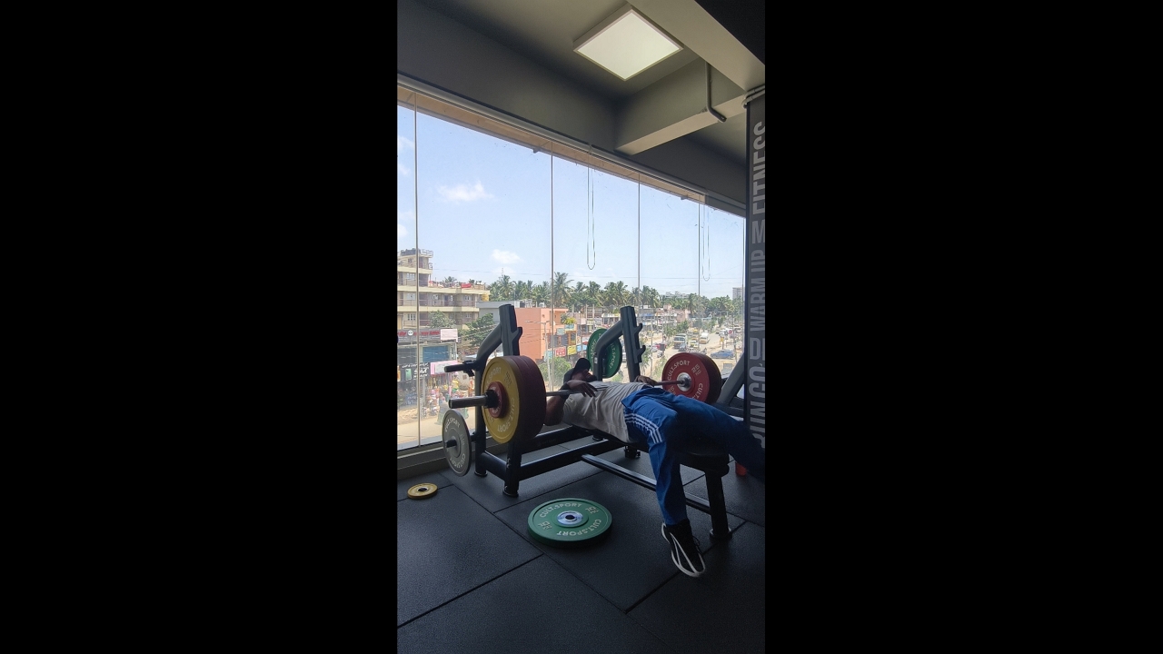 Video thumbnail for Bench Press Fail in Bangalore: Heavy Lift Gone Wrong