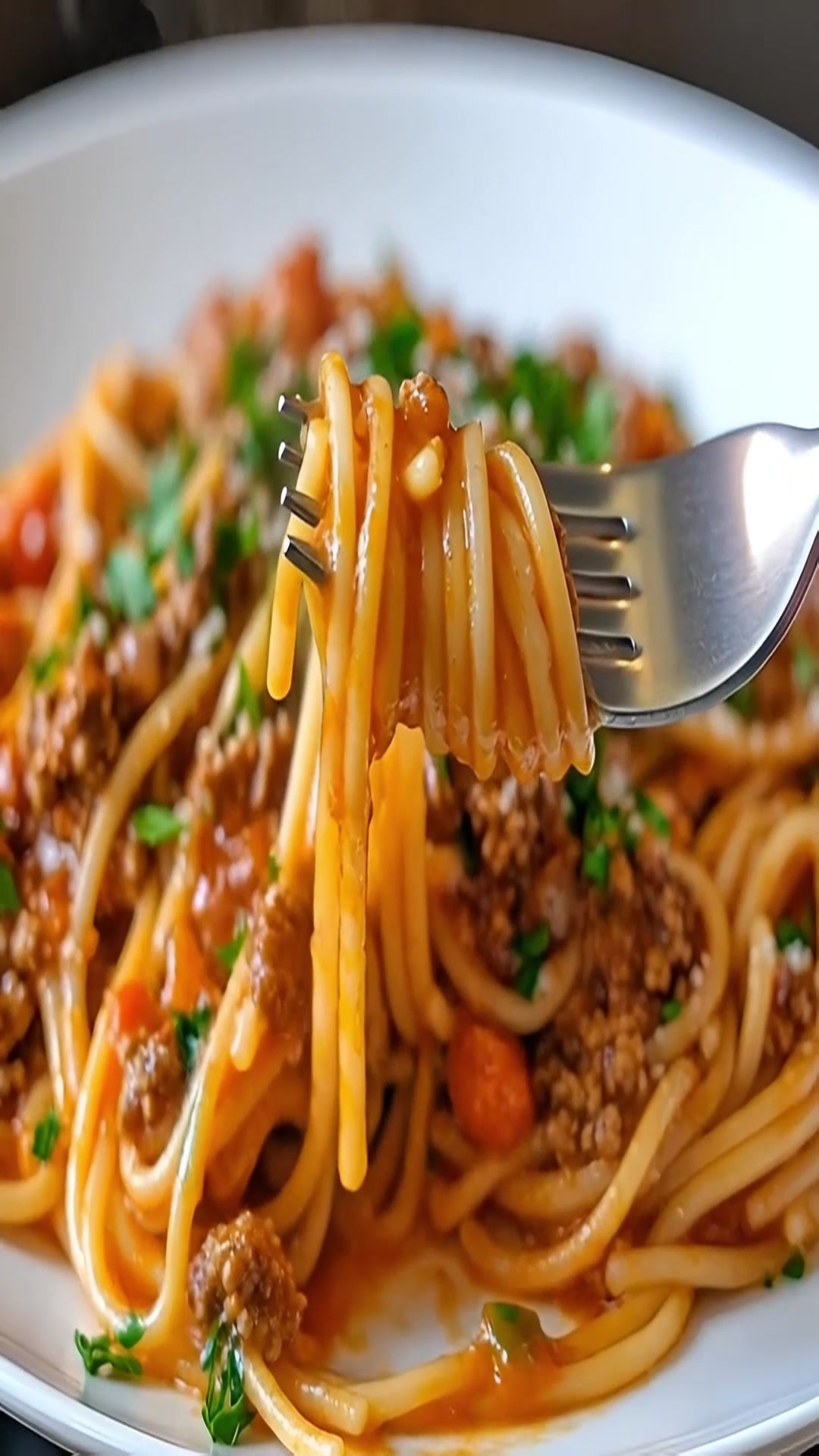 Video thumbnail for One-Pot Spaghetti Bolognese