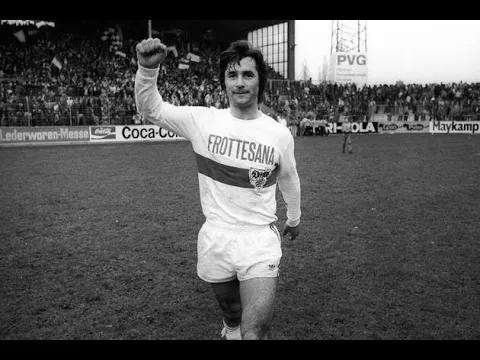 Video thumbnail for Trideset nogometnih besmrtnika (ex-YU) - II. dio