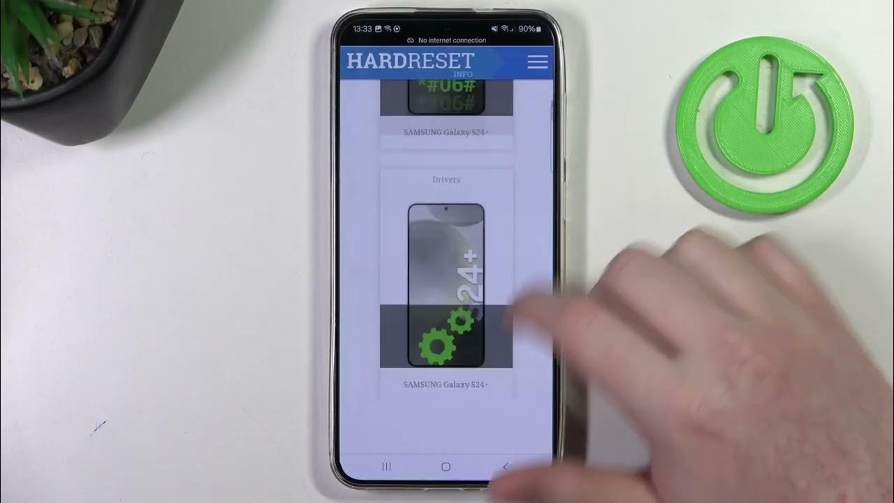 Video thumbnail for Does the Samsung Galaxy S24+ feature Gorilla Glass?