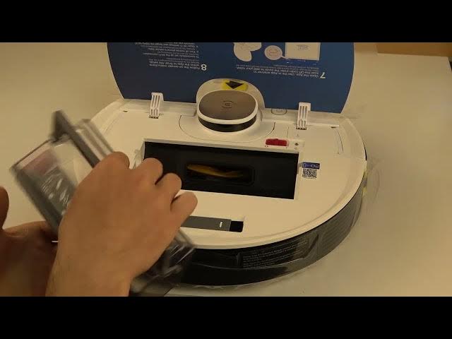 Video thumbnail for How to Empty Dust from ECOVACS DEEBOT OZMO T8 - How to Pull Dust Collector from Ecovacs Vacuum