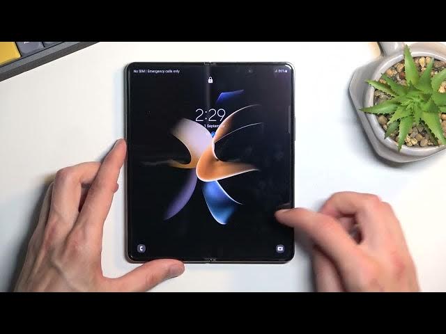 Video thumbnail for SAMSUNG Galaxy Z Fold4 TIPS & TRICKS | Hidden Features and Secret Settings