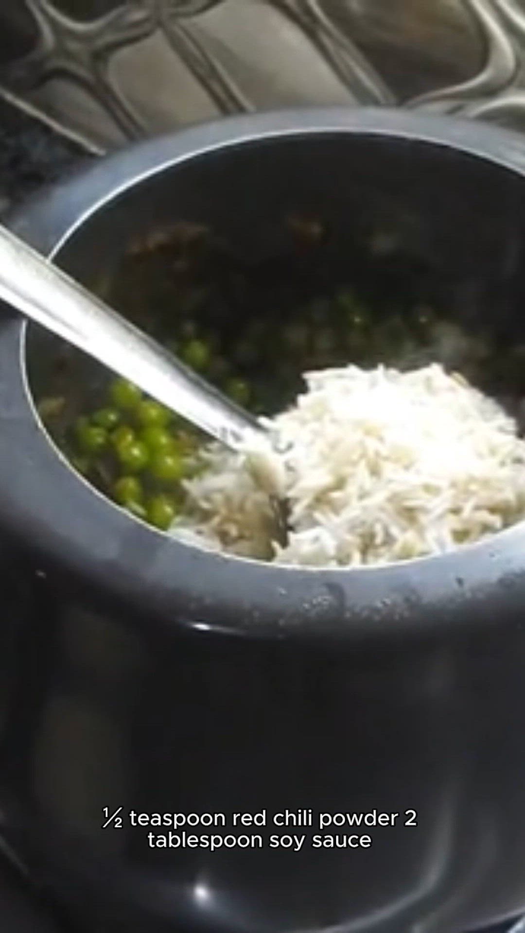 Video thumbnail for Pakistani hot and sour soup