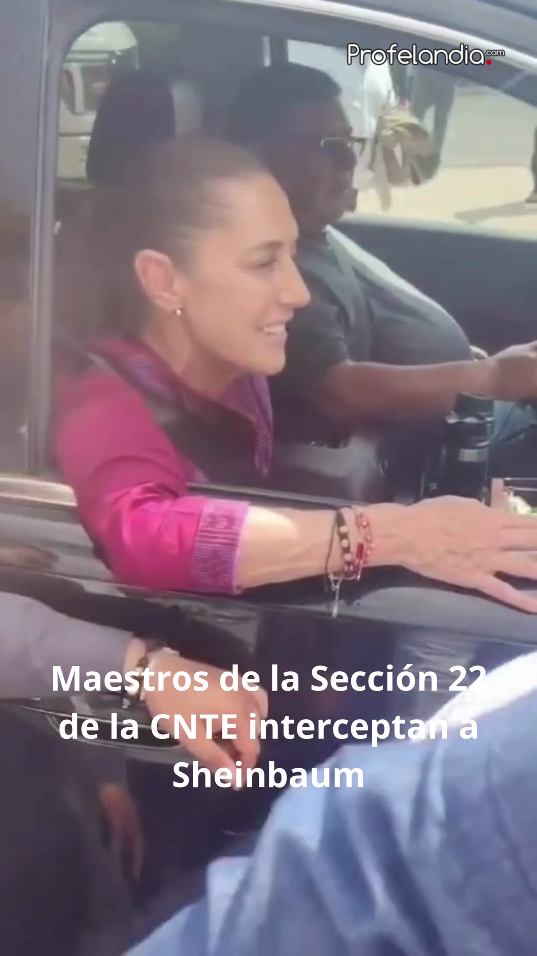 Video thumbnail for ¡Sheinbaum es interceptada por la CNTE! Reclaman acuerdos incumplidos