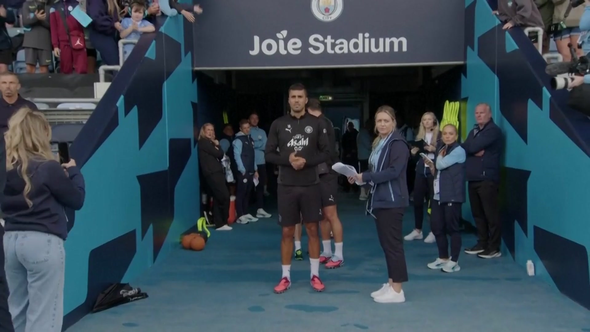 'Video thumbnail for 'Very proud' - Silva on 'big responsibility' of being Man City captain'