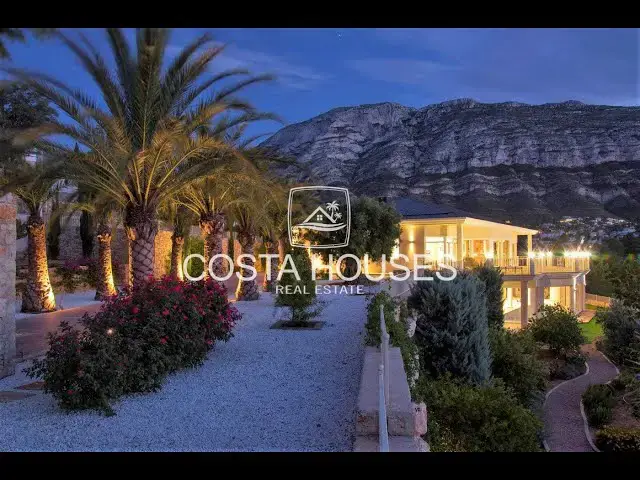 Video thumbnail for ▷ Exclusiva Villa de Lujo con vistas al Mar en Denia, COSTA BLANCA · LifeStyle by COSTA HOUSES ®