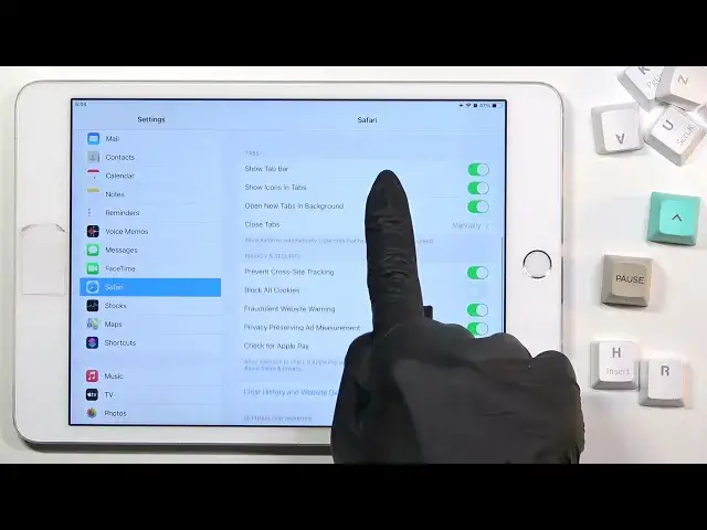 Video thumbnail for How to Clear Browsing Data in iPad Mini 4 – Remove Browsing History