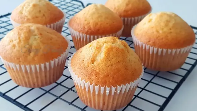 Video thumbnail for Classic Tasty Muffin Recipe