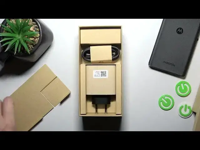 'Video thumbnail for Motorola Edge 30 Ultra - Does It Come With USB Cable'