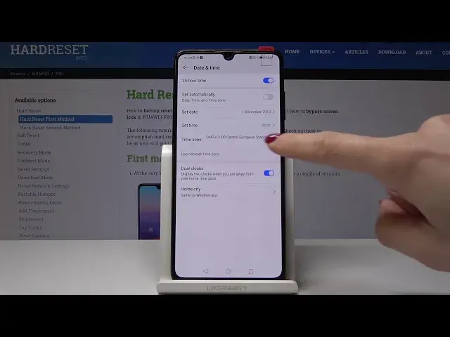 Video thumbnail for How to Change Date in HUAWEI P20 / P30 - Set up Time Zone