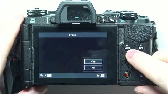 Video thumbnail for How To Delete Individual Photos On Olympus E M5 MARK II