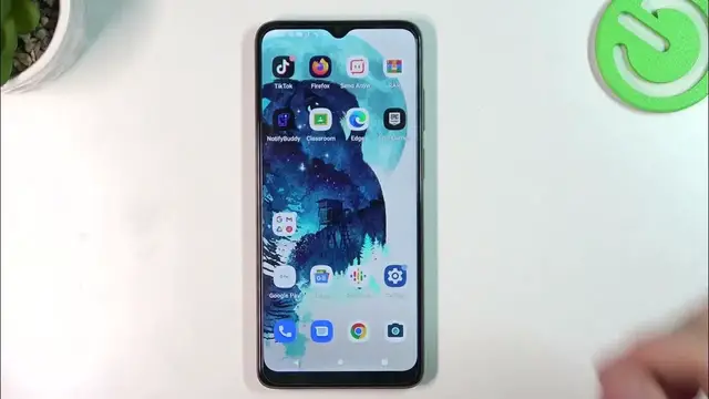 'Video thumbnail for Does MOTOROLA Moto E22 Have Screen Recording'