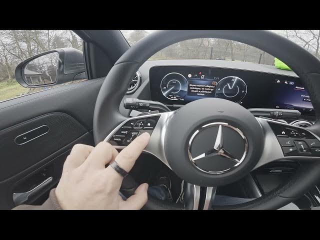 Video thumbnail for MERCEDES-BENZ EQA – How to Manage Steering Wheel Buttons