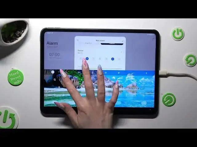 Video thumbnail for How to Set Up Alarm Clock on OnePlus Pad