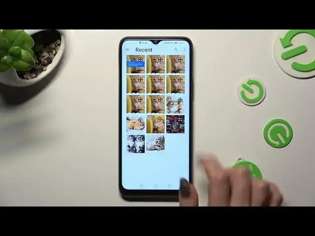 'Video thumbnail for How to Change and Customize Keyboard Theme on Honor X8?'
