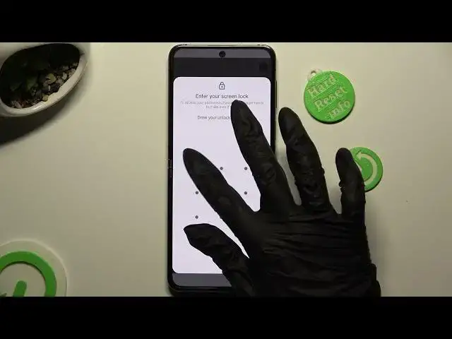 Video thumbnail for How to Edit Google Passwords Autofill in SAMSUNG Galaxy Flip5 – Google Passwords Management