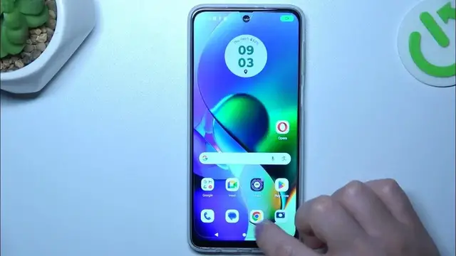 'Video thumbnail for How to Turn On the Camera Video Stabilization on MOTOROLA Moto G22'