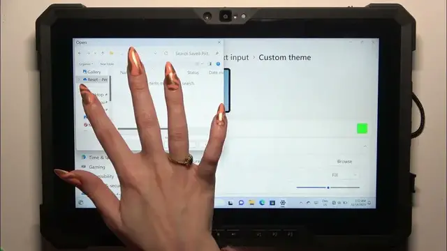 Video thumbnail for How to Customize Keyboard Theme on DELL RUGGED 7220 – Adjust Keyboard Look