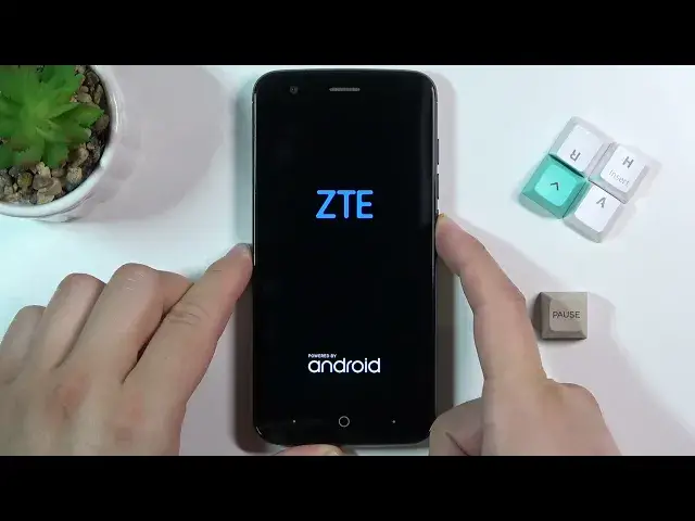 'Video thumbnail for How to Turn ZTE Blade V8 Lite on – Power On Device'