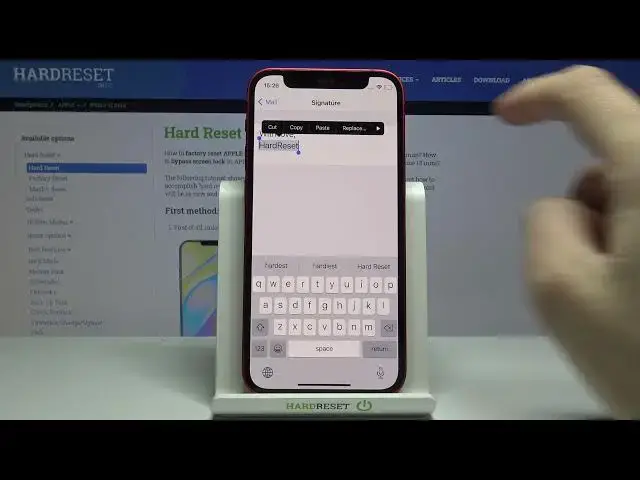 'Video thumbnail for How to Change Mail Signature on iPhone 12 mini – Customize E-mail Signature'