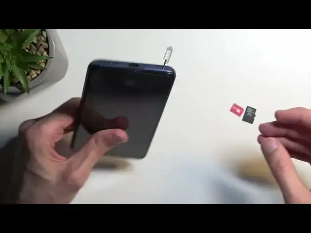 Video thumbnail for How to Insert Nano SIM Card into VIVO T1