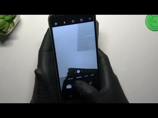 Video thumbnail for How to Take a Burst Shot Photo on Samsung Galaxy A14 / Camera Features