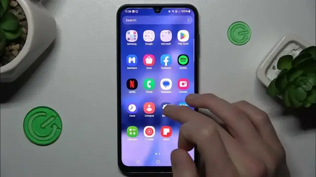 Video thumbnail for How to Take Long Screenshot on SAMSUNG Galaxy A25?