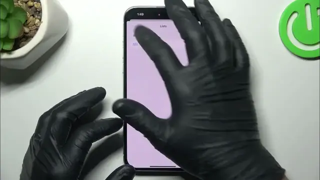 Video thumbnail for How to Forward SMS on iPhone 15 Plus- Share Messages