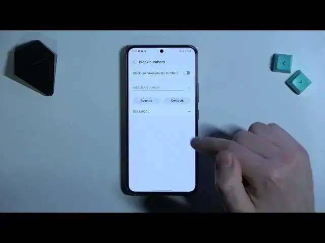 Video thumbnail for How to Unlock the Phone Number on SAMSUNG Galaxy S22 5G // Managing Blocklist