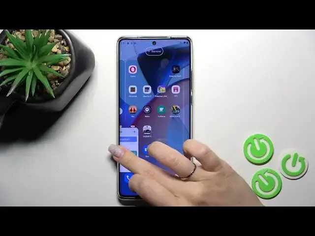 'Video thumbnail for Motorola Edge 30 Ultra - How To Add & Remove Home Screen Widgets'