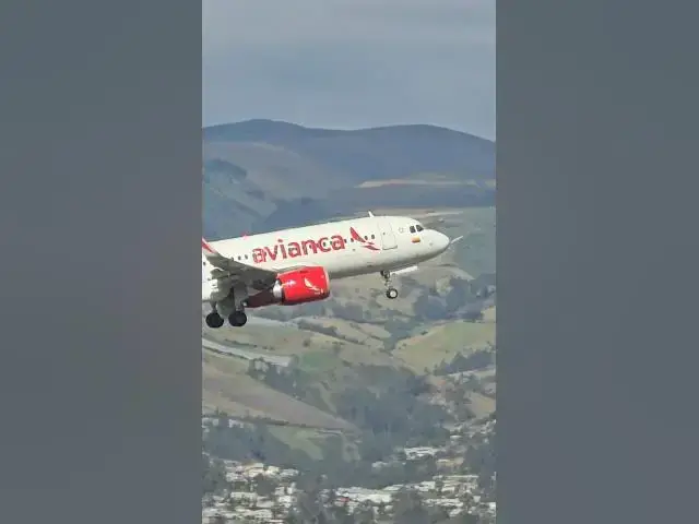 'Video thumbnail for ASÍ ES VOLAR DE #QUITO A #GUAYAQUIL 😱'