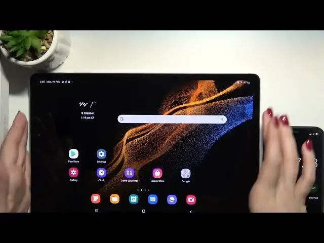 Video thumbnail for SAMSUNG Galaxy Tab S8+ Test Normal Face Unlock vs Faster Face Unlock